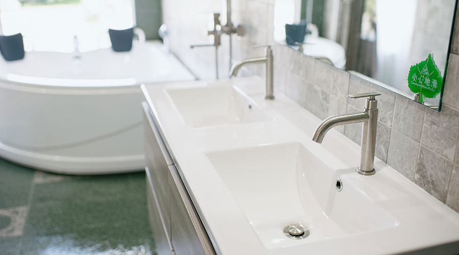 M Global Hotel - Rooms - Oriental Theme